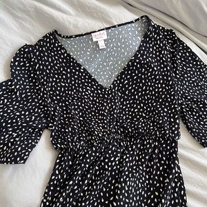 Midi maternity dress with half length flowing sleeves